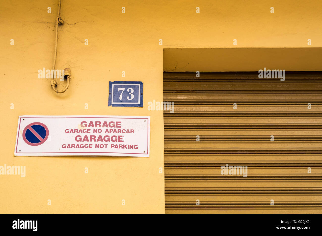 Nessun segno di parcheggio mal tradotto e con grammer errato in Tenerife, Isole Canarie, Spagna Foto Stock
