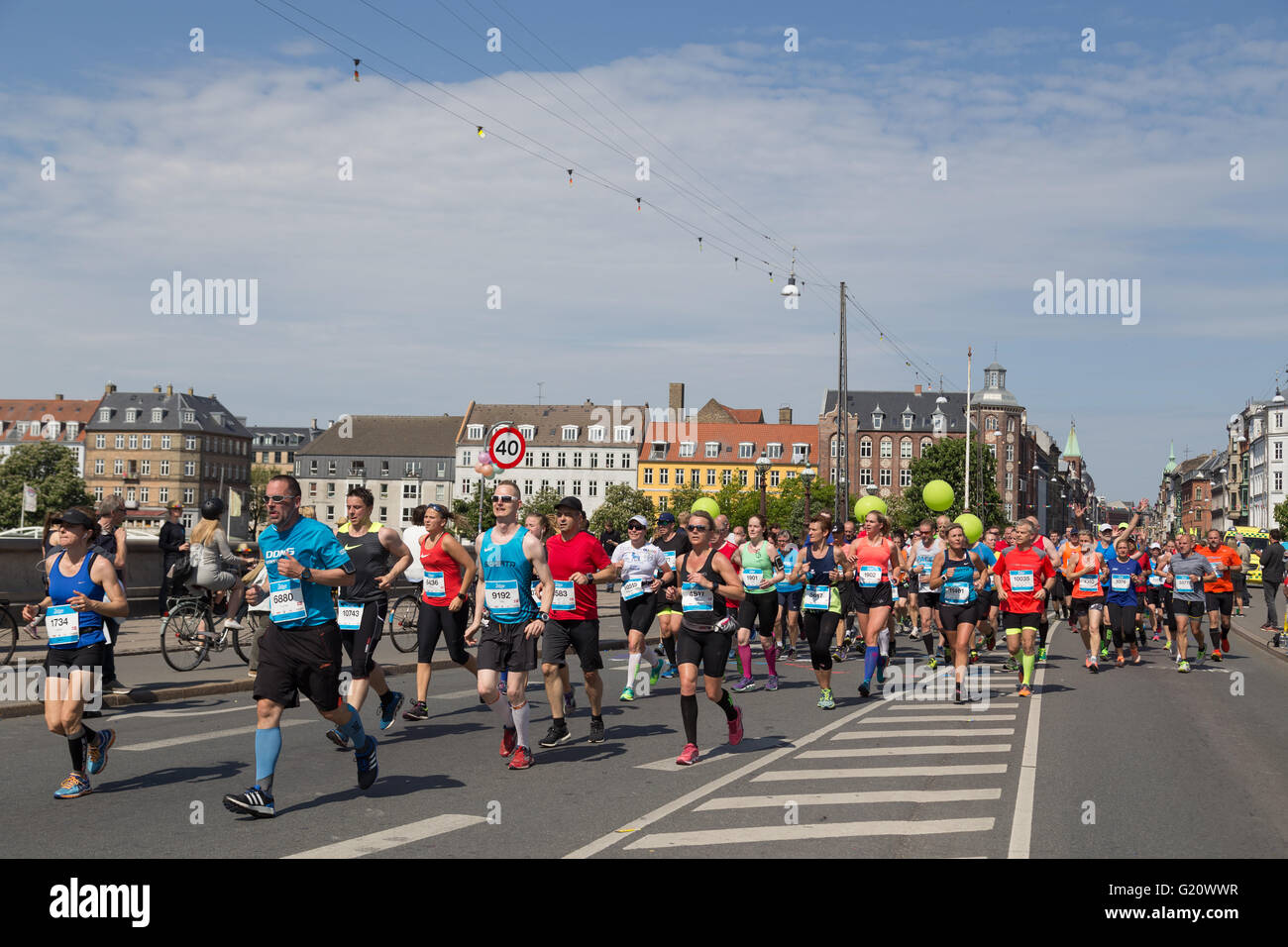 Copenhagen, Danimarca - 22 Maggio 2016: Guide all'evento annuale maratona di Copenaghen. Foto Stock