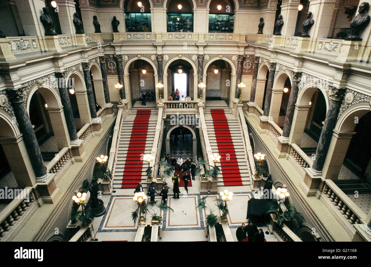 Benvenuti in Repubblica ceca - Praga, lobby principale del Museo Nazionale, est. 1818 in stile neorinascimentale Foto Stock