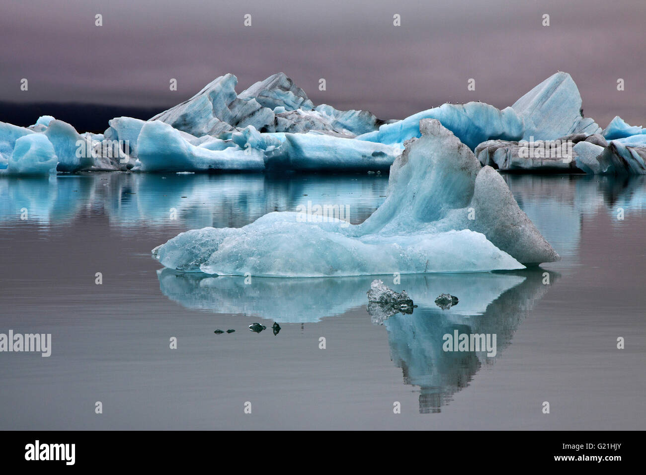 Ghiaccio, iceberg, ghiacciaio, il lago glaciale del ghiacciaio Vatnajökull, Jökulsarlon, Islanda Foto Stock