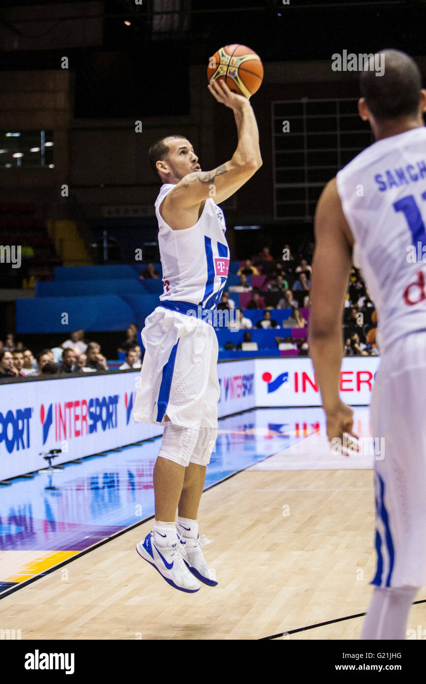 Jose Barea, giocatore di Puerto Rico, germogli durante la pallacanestro FIBA World Cup 2014 Gruppo fase match giocato al Palazzo Municipale degli Sport di San Pablo, il 30 agosto 2014 a Siviglia, Spagna Foto Stock