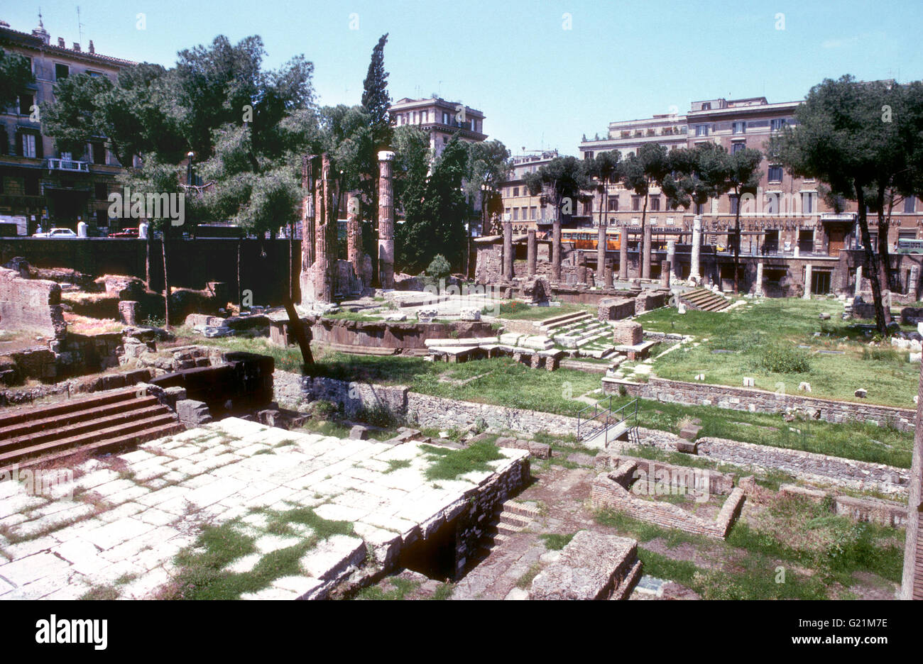 FORUM ROMANUM rovine da tempi antichi Foto Stock