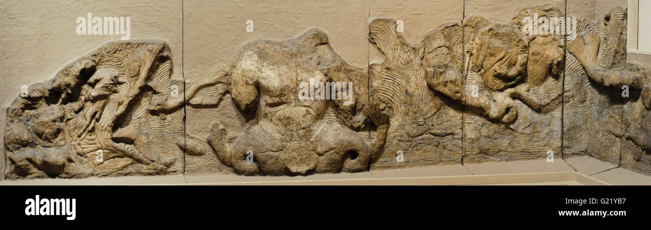 Sogdia. Pre-Islamic Asia centrale. Composizione scultorea. Argilla; colorazione. 7th-8th C. Pendjikent, Tagikistan. Tempio II. Iwan. Lo stato Museo Hermitage. San Pietroburgo. La Russia. Foto Stock