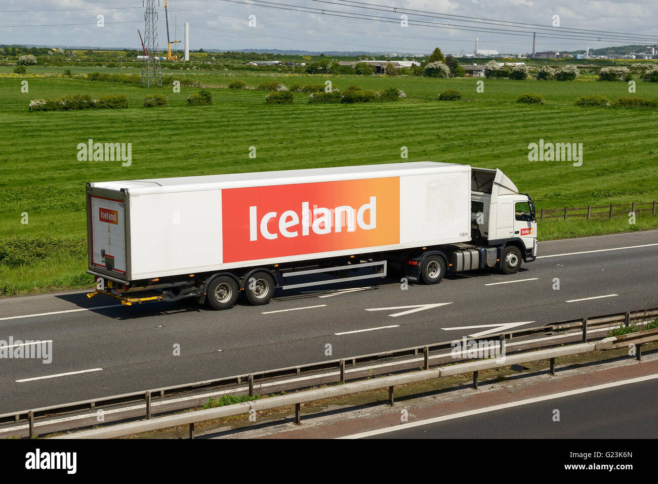 Islanda HGV che viaggiano sulla M56 Autostrada nel Cheshire Regno Unito Foto Stock