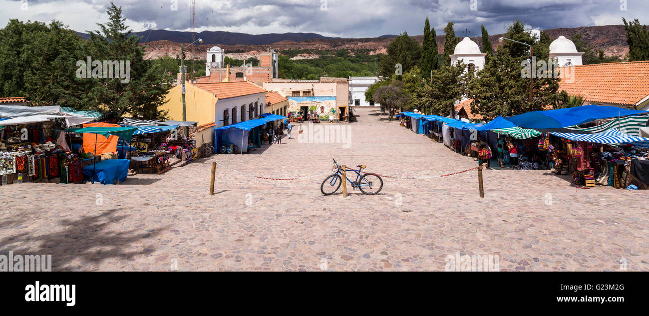 Città vista dall indipendenza monumento, Humahuaca, provincia di Jujuy, Argentina Foto Stock