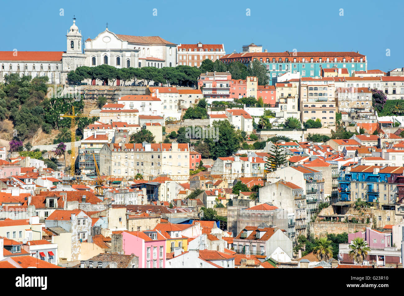 Vista di Alfama e Igreja da Graca Chiesa, Lisbona, Portogallo Foto Stock