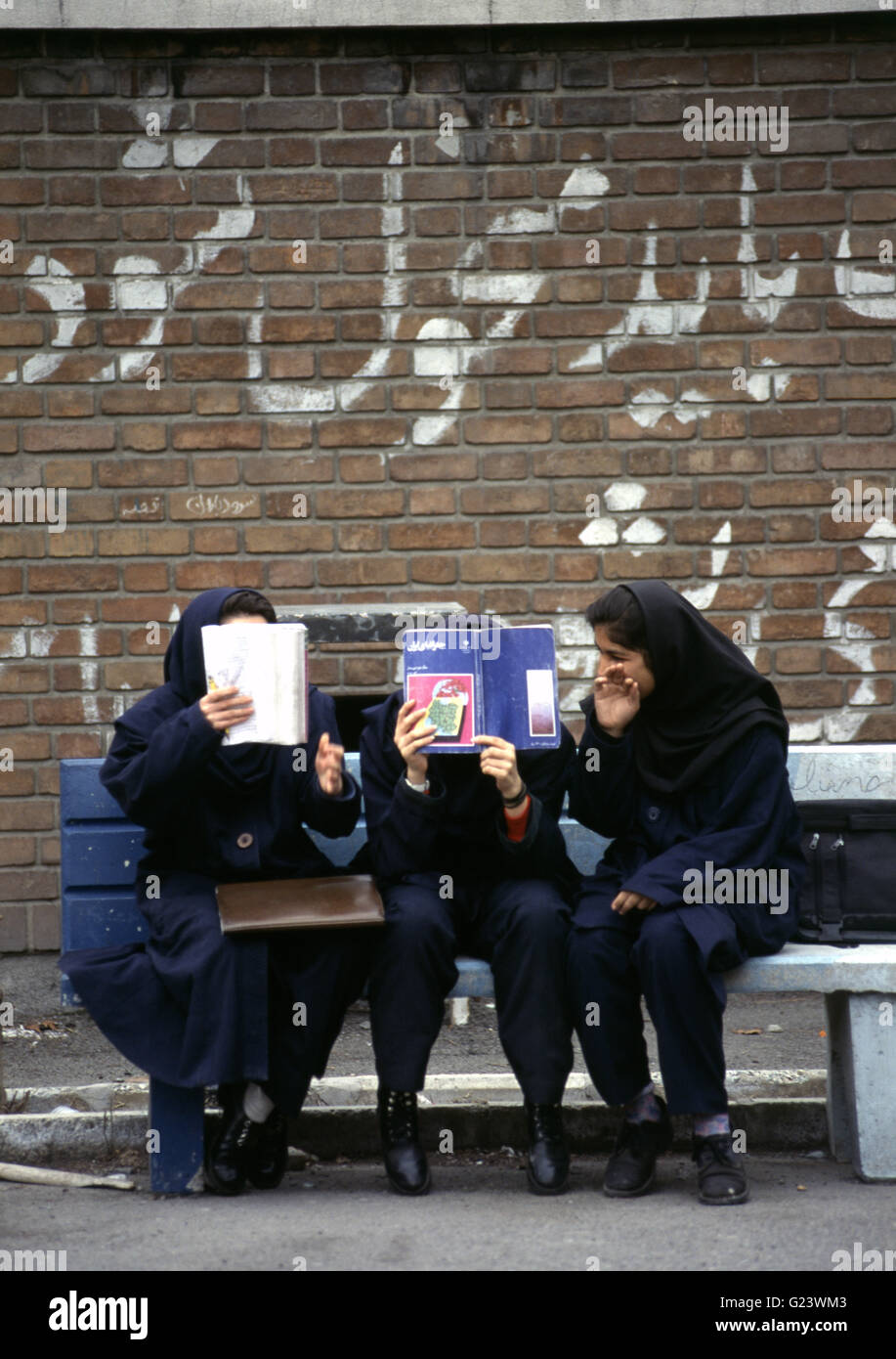 Ritratto di scuola iraniana ragazze Foto Stock