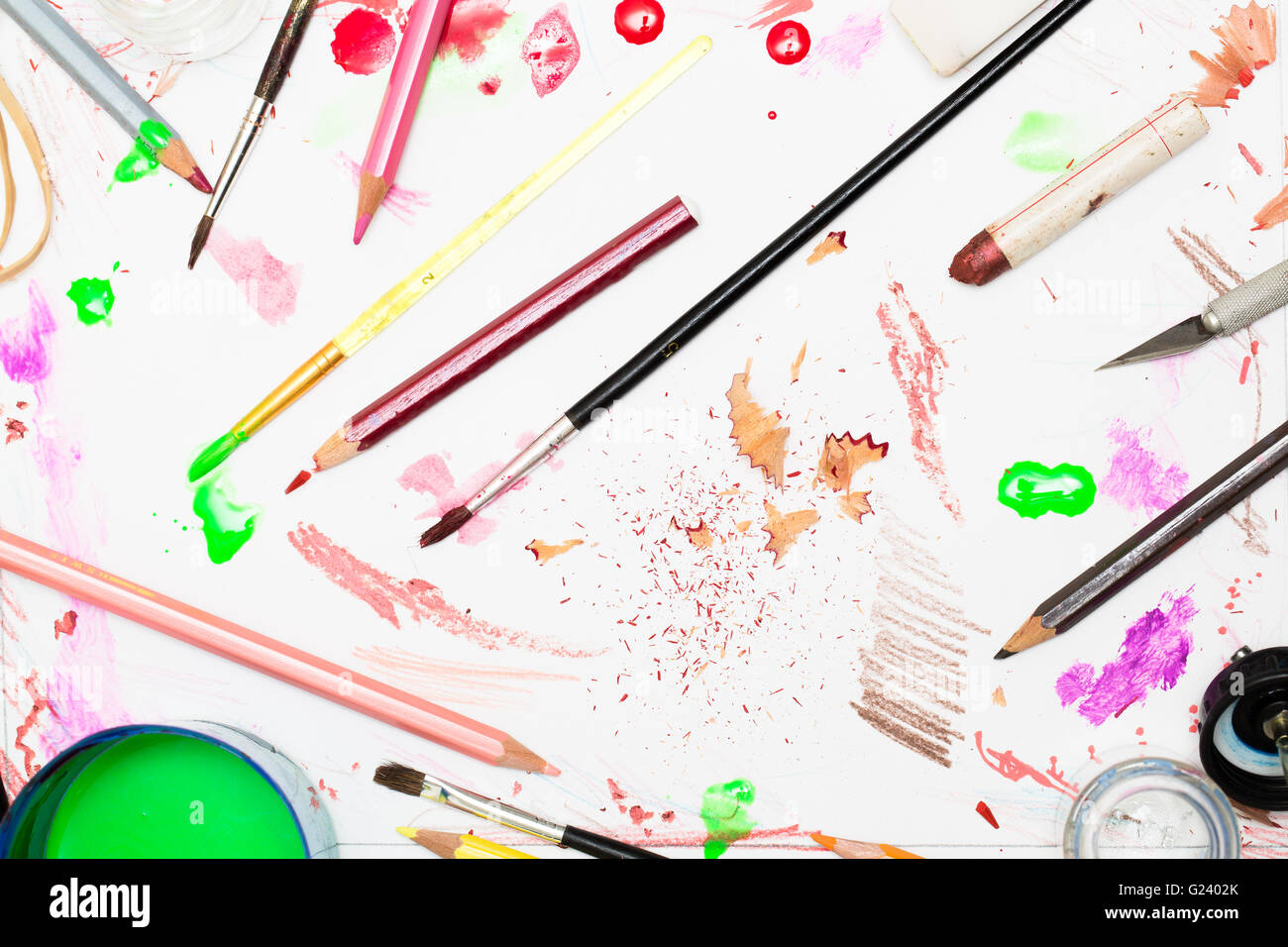 Materiali di arte e telaio scribble Foto Stock