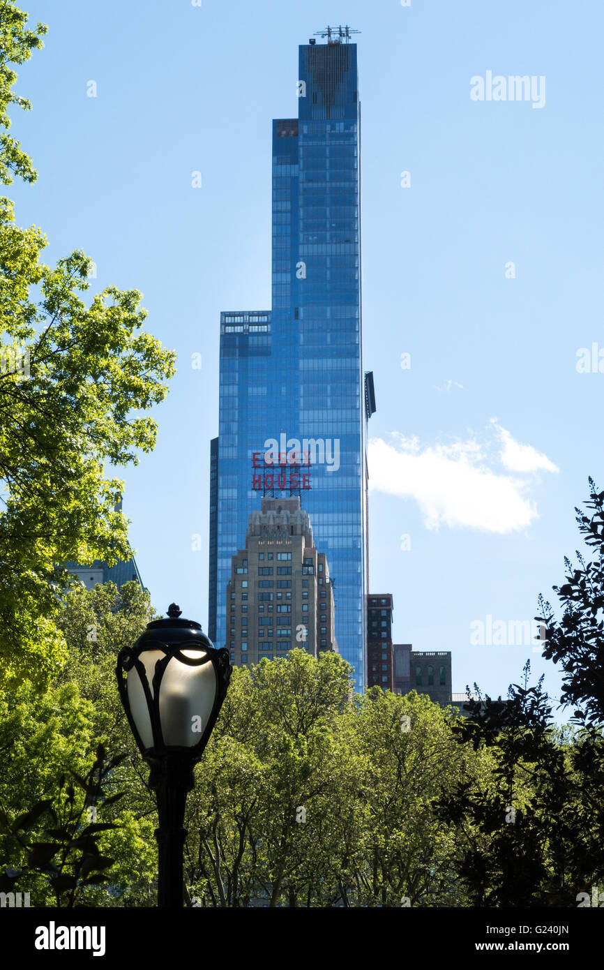 One57 Highrise Building, 57th Street vista dal Central Park, New York, USA Foto Stock