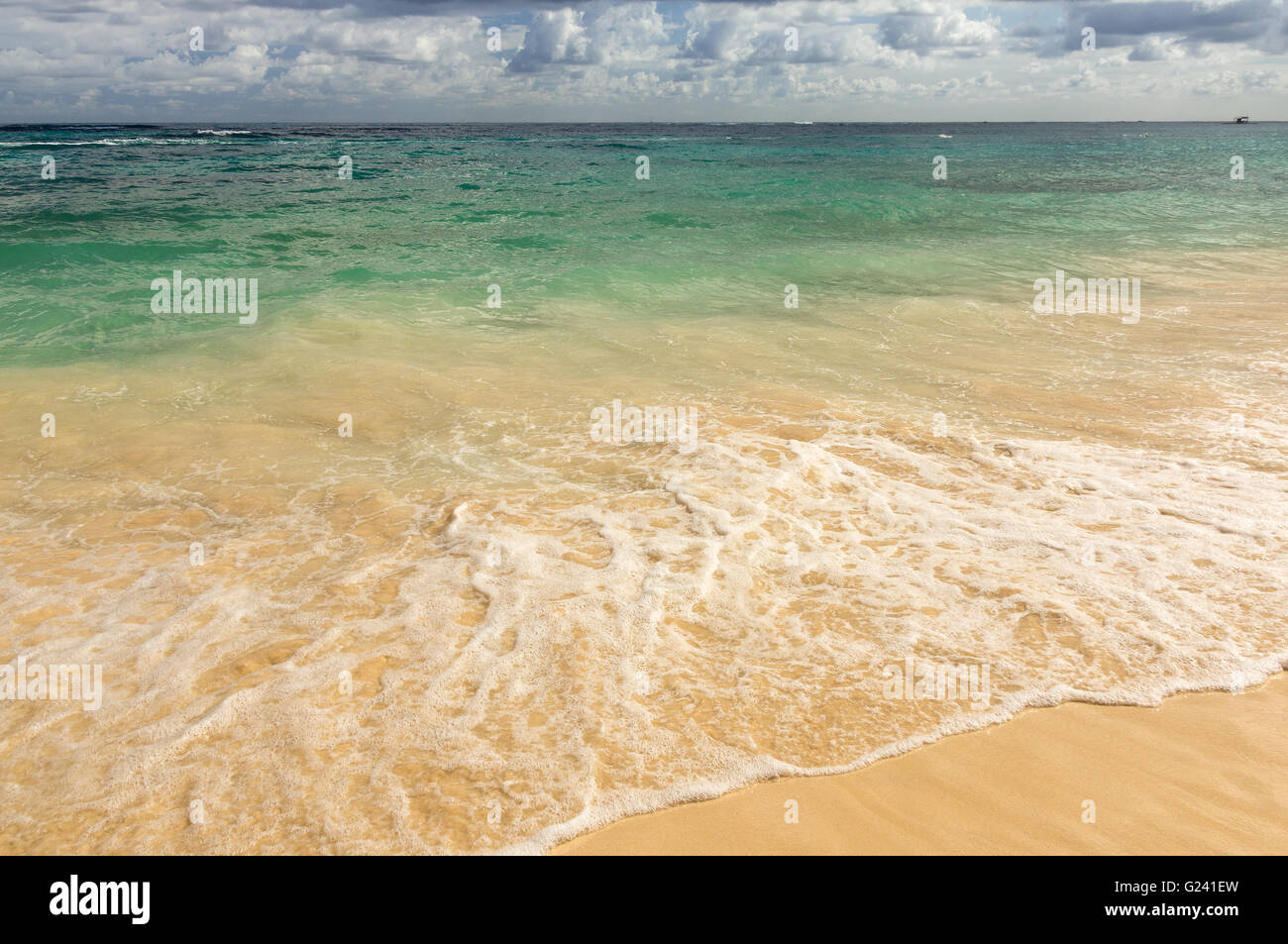 Spiaggia di sabbia nella repubblica dominicana. Foto Stock