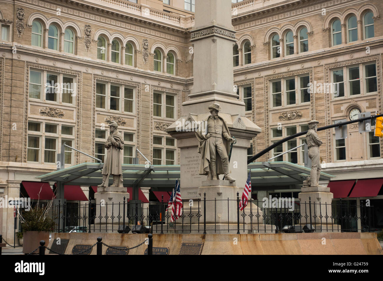 Soldati e marinai monumento in Piazza Penn Lancaster PA Foto Stock