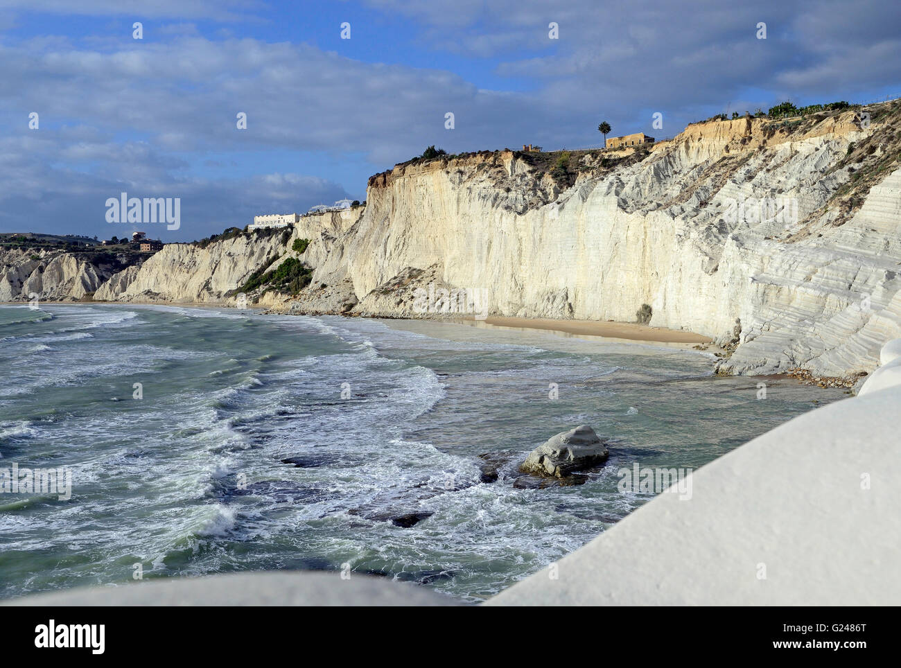 La Scala dei Turchi (turco scale), il bianco della barriera corallina a Realmonte, Sicilia, Italia Foto Stock
