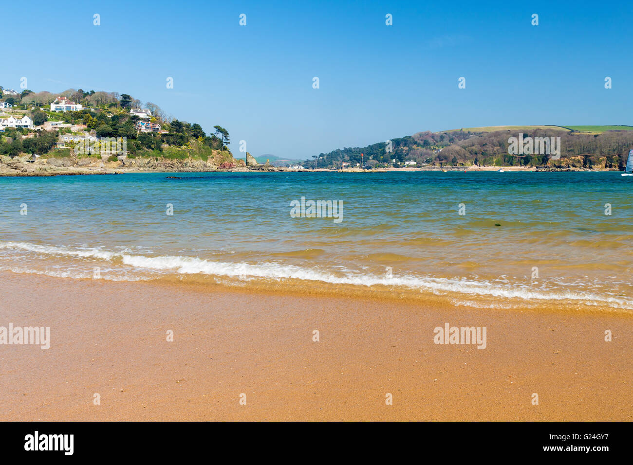 Spiaggia di sabbia fine e dorata a sud Sands Salcombe South Hams Devon England Regno Unito Europa Foto Stock