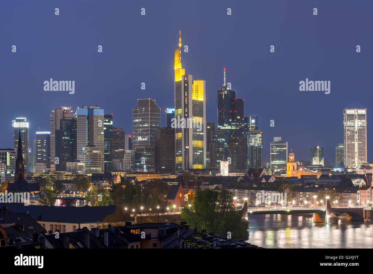 Francoforte, Germania financial district skyline. Foto Stock