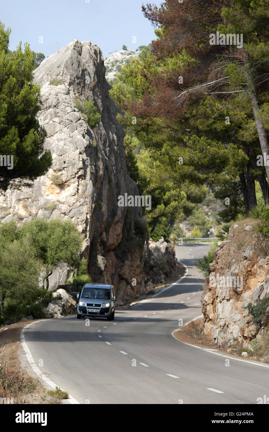 Una bella foto di una bendy strada in Palma de Mallorca, Spagna, Mare, turismo, vacanze estate, natura Foto Stock