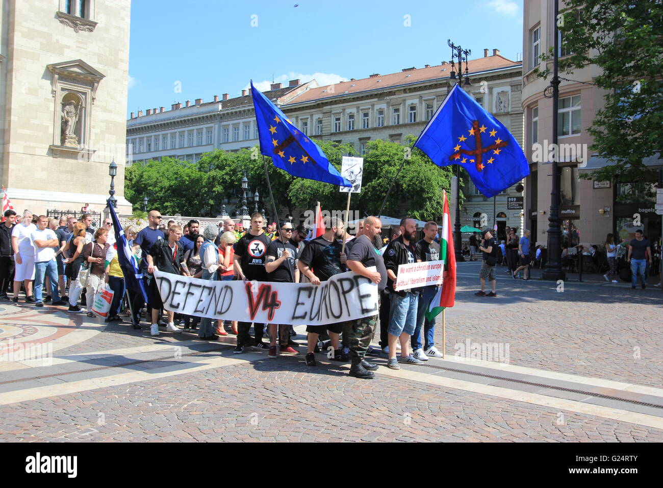Una estrema destra movimento, protestando contro i musulmani e in Europa, Budapest, Ungheria Foto Stock