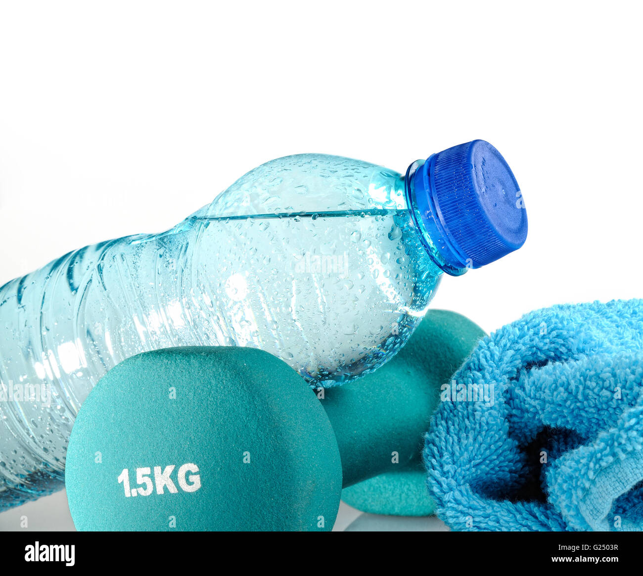 Lo sport e la vitalità della vista di dettaglio con oggetti blu bianco isolato Foto Stock