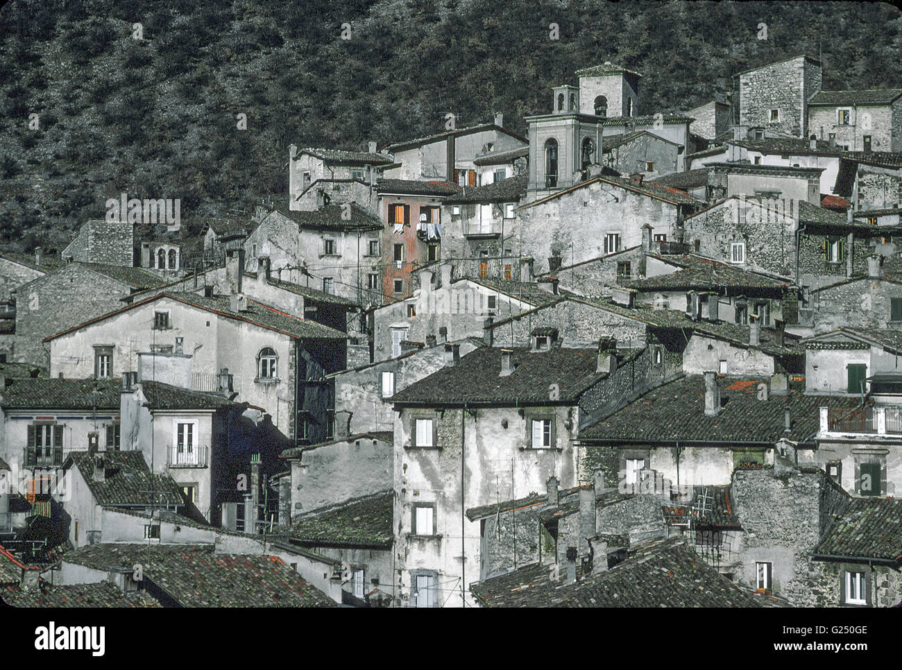 Edifici tipici di Scanno (Abruzzo) Foto Stock