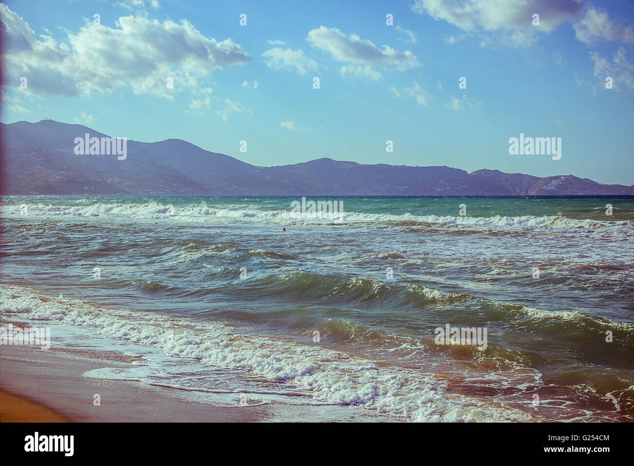 Spiaggia mediterranea di creta Heraklion come sfondo Foto Stock