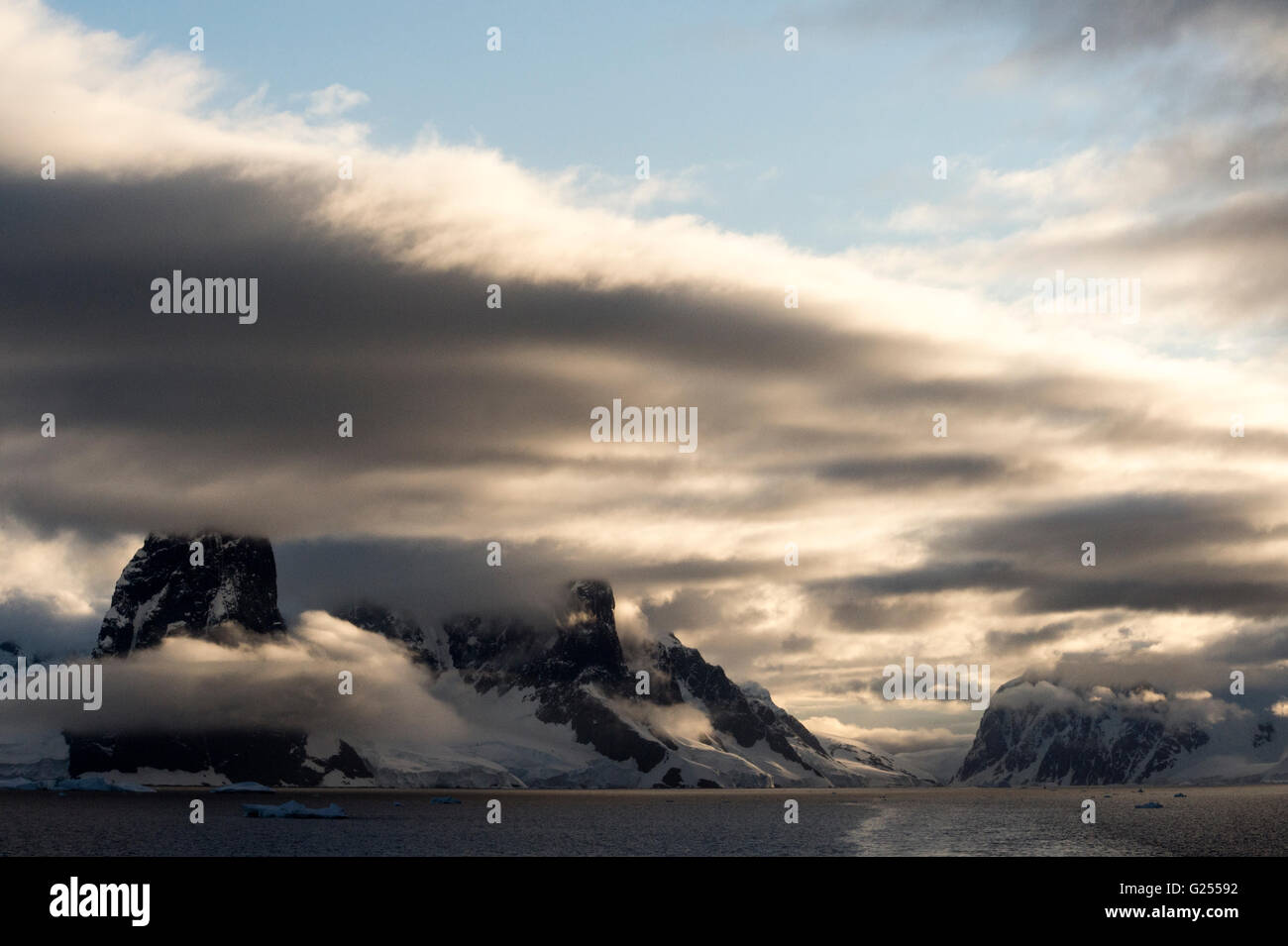 Montagne Lemaire Channel, Antartide Foto Stock