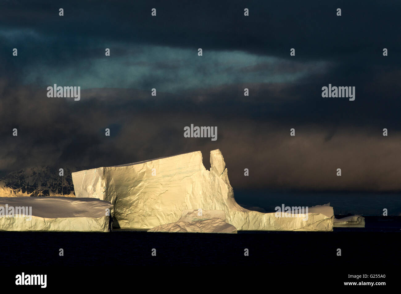 Montagne Lemaire Channel, Antartide Foto Stock