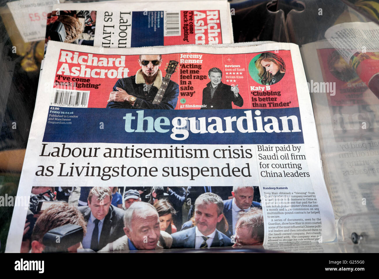 Quotidiano Guardian pagina anteriore "Lavoro antisemitismo crisi come Livingston sospeso' 29 aprile 2016 LONDON REGNO UNITO Foto Stock