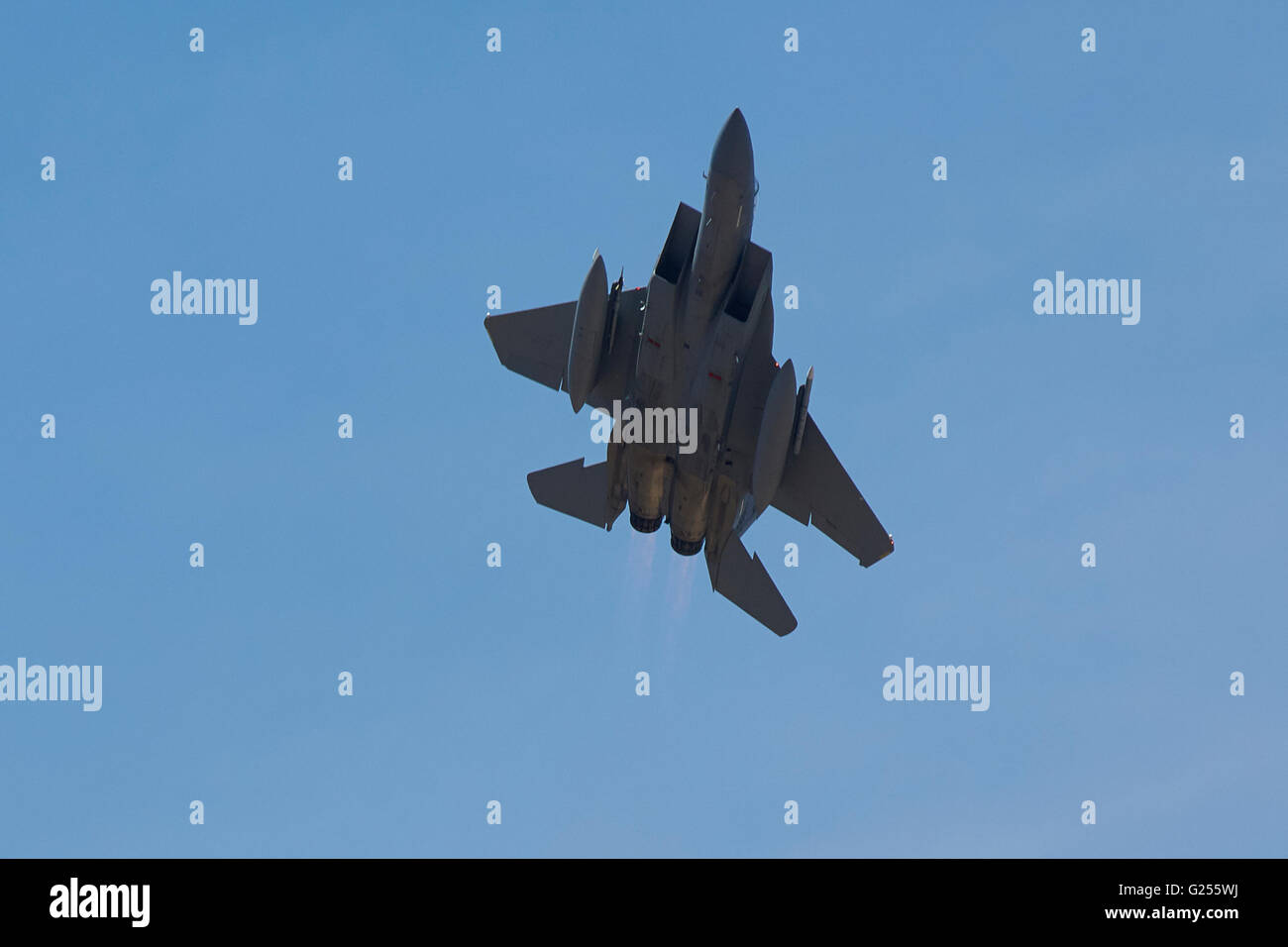 Massachusetts Air National Guard F-15C Eagle jet fighter, postcombustione acceso. Foto Stock