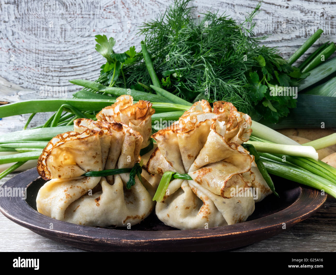 Crêpe ripiene di pacchi Foto Stock