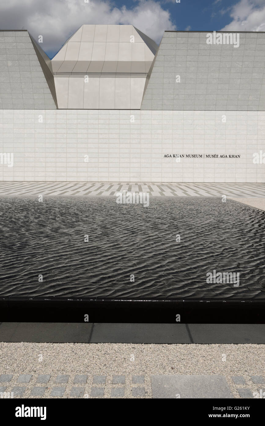 Pulire linee astratte del Museo Aga Khan facciata con stagno nero Toronto Foto Stock
