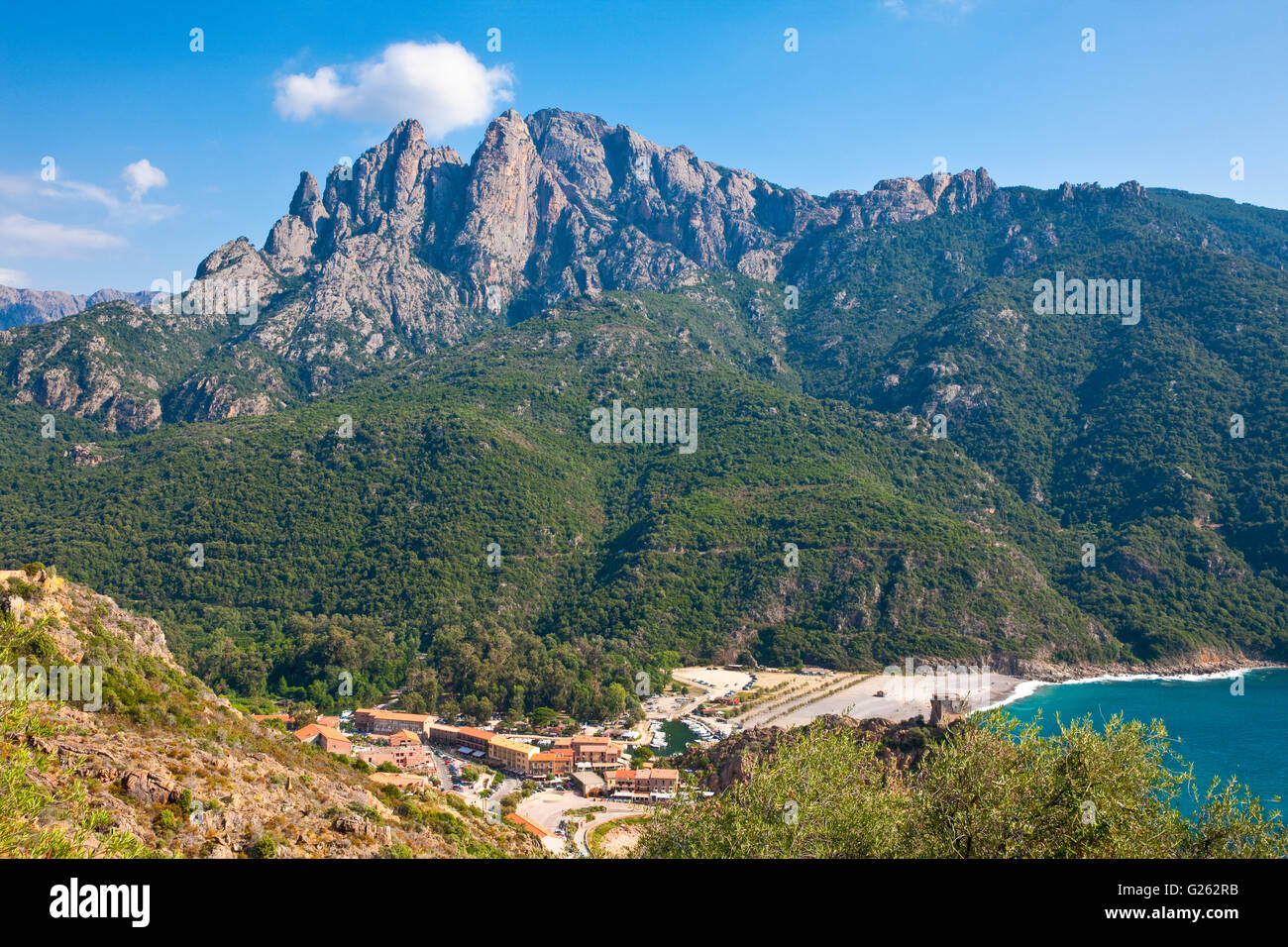 La riserva naturale di Scandola in Corsica. Sito del Patrimonio Culturale Mondiale dell'UNESCO. Foto Stock