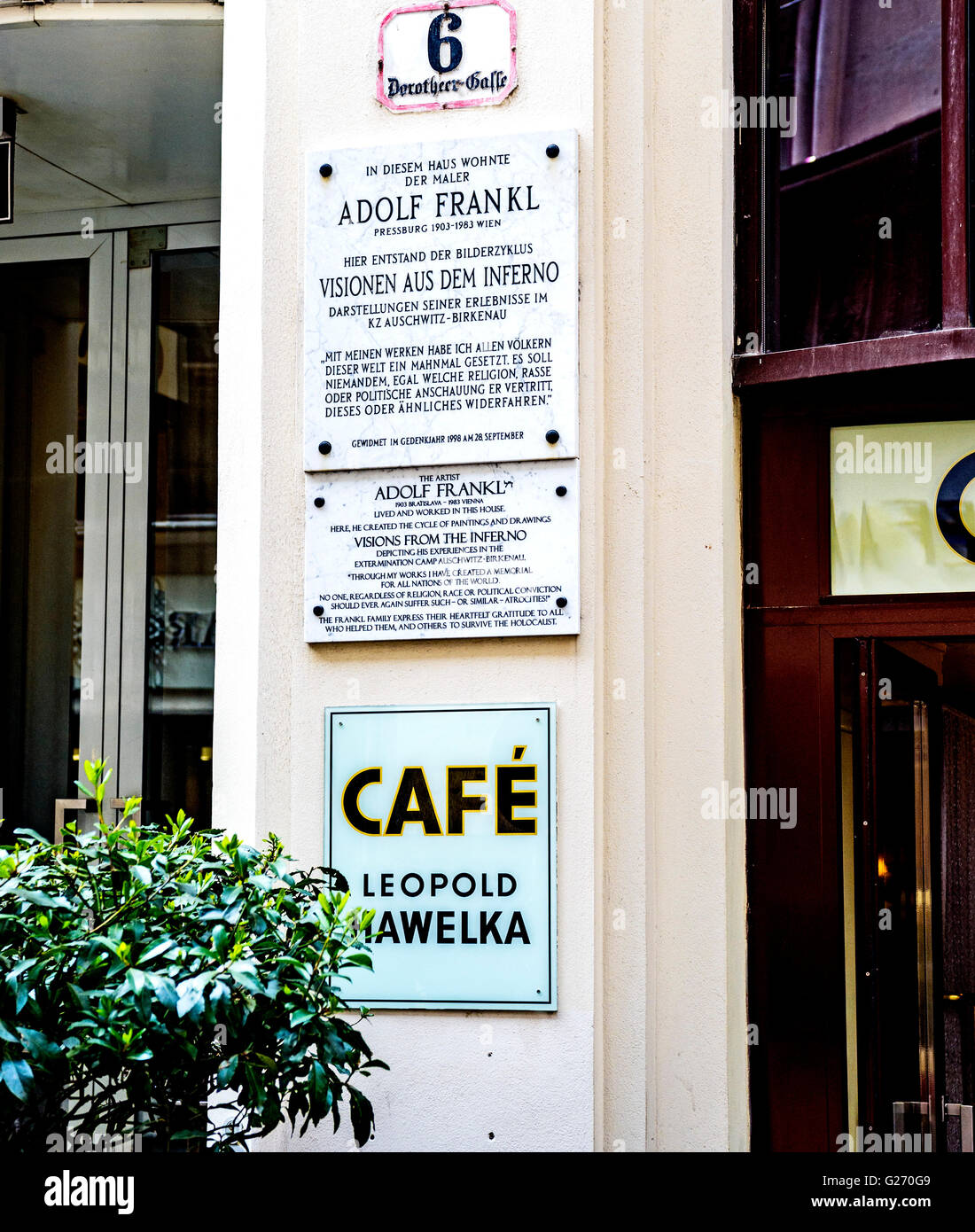 Vienna, Café Hawelka, luogo di incontro per writer e artisti; Wien, Cafe Hawelka, Treffpunkt für Literaten Foto Stock