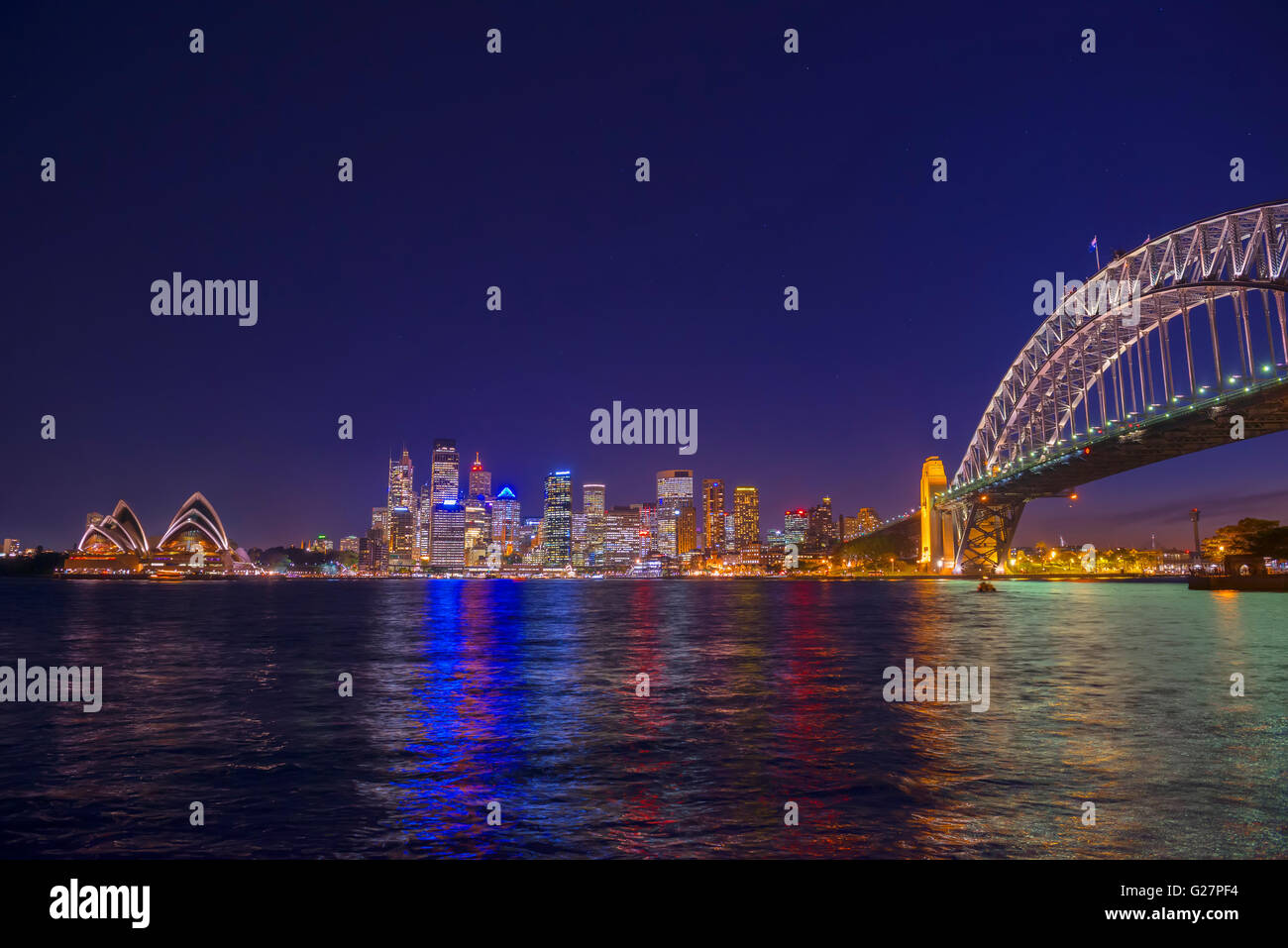 Harbour Bridge e lo skyline di notte, Sydney, Nuovo Galles del Sud, Australia Foto Stock