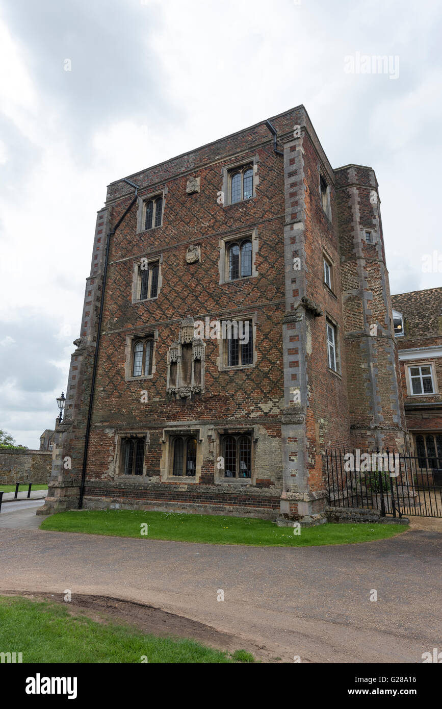 Ala Est del vecchio palazzo dei Vescovi ora parte di Kings School Ely Cambridgeshire England Regno Unito Foto Stock