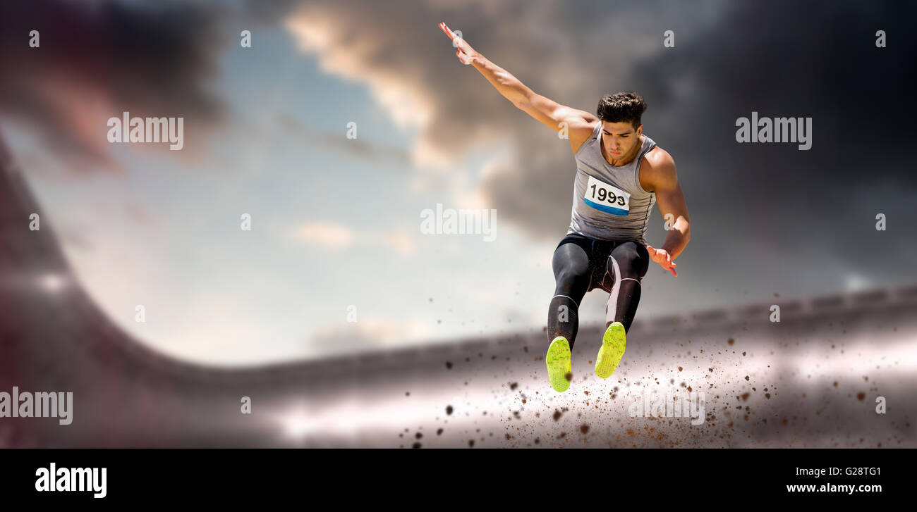 Immagine composita di atleta saltando su sfondo bianco Foto Stock