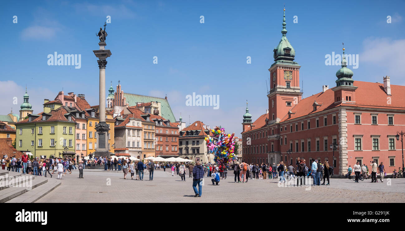 Le persone del centro storico di Varsavia Foto Stock