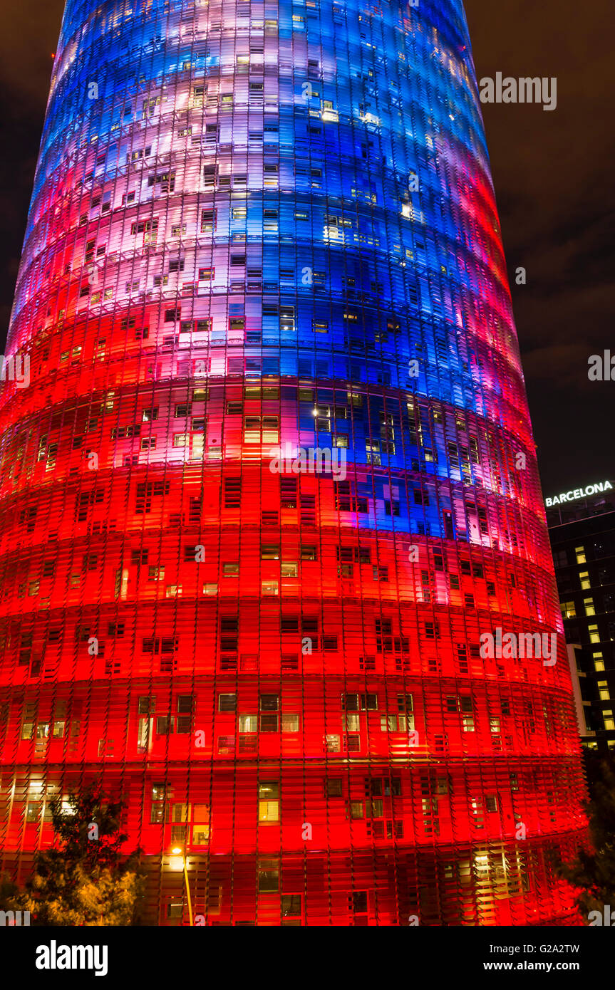 Torre Agbar, architettura moderna, Barcellona, Spagna Foto Stock