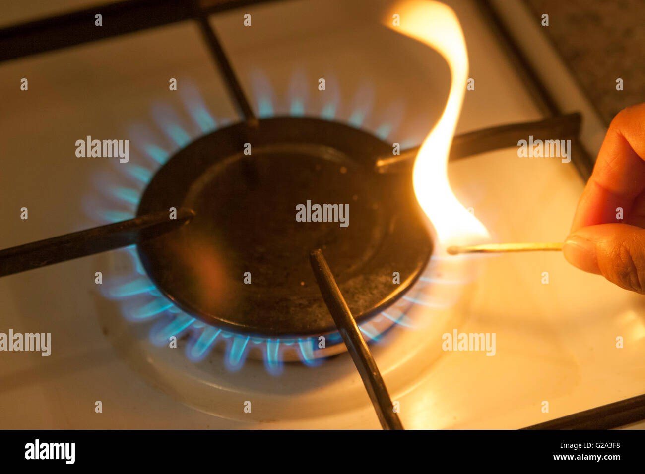 La fiamma di un fornello a gas Foto Stock