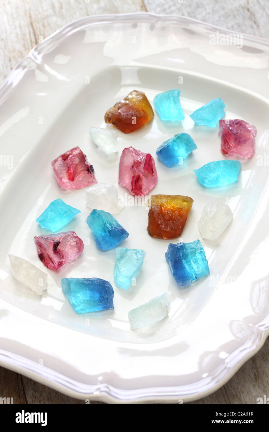 Giapponese tradizionale pasticceria, Kohakutou, secchi zuccherati gelatina di agar Foto Stock