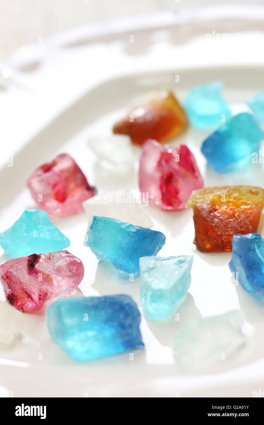 Giapponese tradizionale pasticceria, Kohakutou, secchi zuccherati gelatina di agar Foto Stock