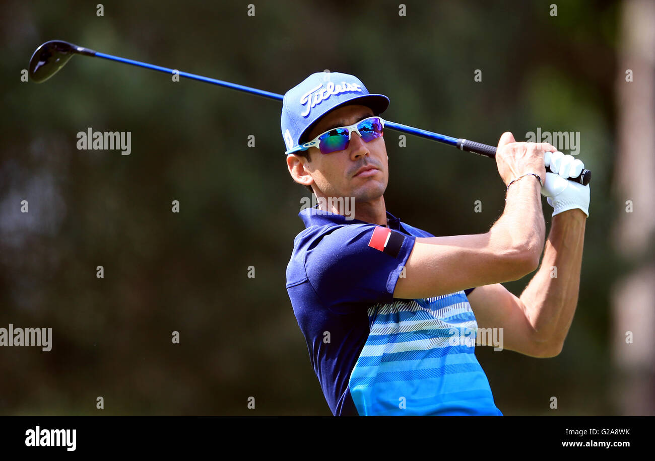 Rafa Cabrera bello durante il primo round del Bmw PGA Championship al Wentworth Club di Windsor. PREMERE ASSOCIAZIONE foto. Data immagine: Giovedì 26 maggio 2016. Vedi PA storia GOLF Wentworth. Il credito fotografico dovrebbe essere: John Walton/PA Wire. RESTRIZIONI. L'uso è soggetto a. Foto Stock