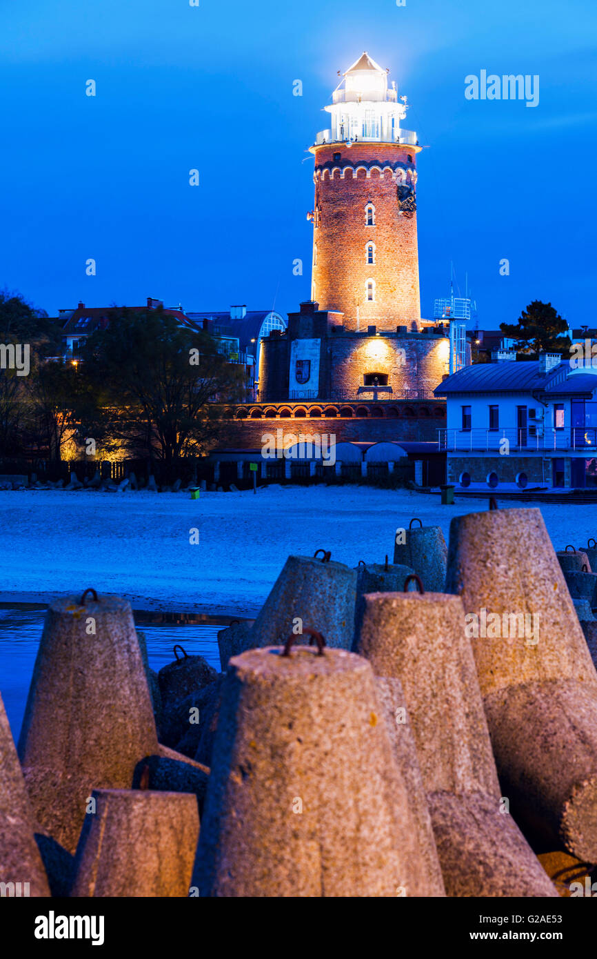 Faro di Kolobrzeg Kolobrzeg, West Pomerania, Polonia Foto Stock