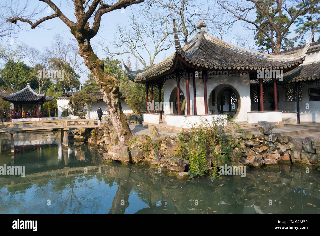 Paesaggio in umile Administrator's Garden (Patrimonio Mondiale dell'UNESCO), Suzhou, provincia dello Jiangsu, Cina Foto Stock