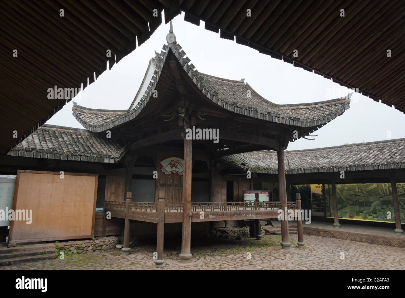 Casa Tradizionale Songzhuang Cangpo, nella provincia di Zhejiang, Cina Foto Stock