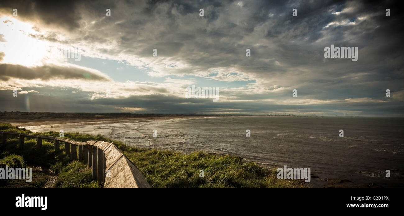 Serata di scena costiere a Seaton Sluce, Northumberland, England, Regno Unito, Europa. Foto Stock