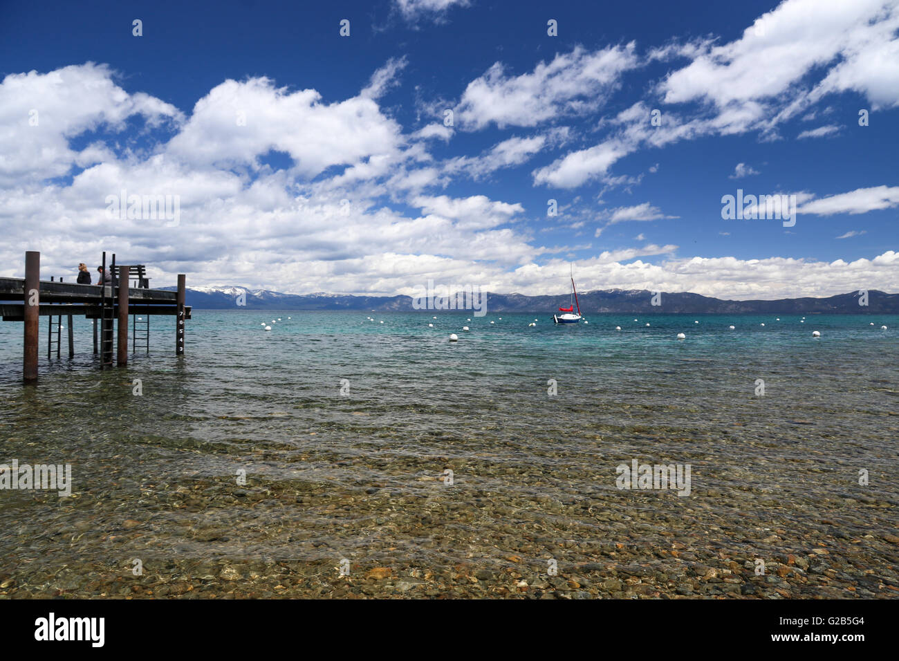 Il lago di vuoto a Lake Tahoe Foto Stock