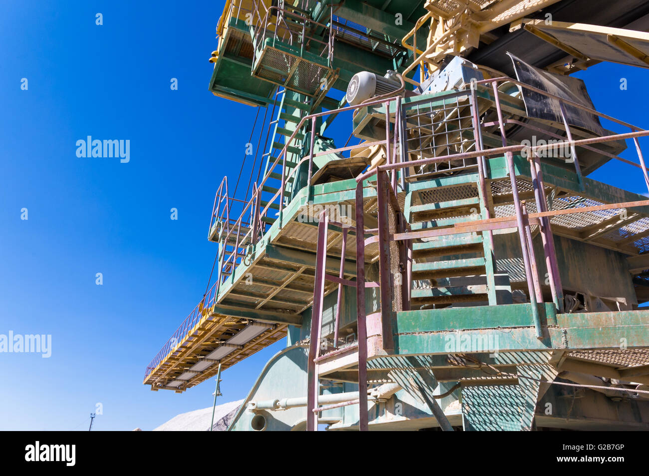 Parte di costruzione cava enorme meccanismo, giorno di estate Foto Stock