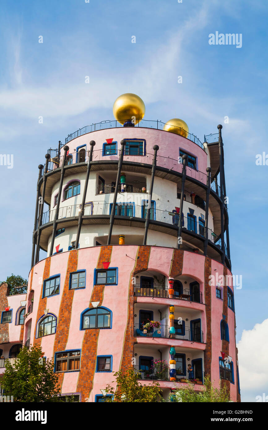 Grüne Zitadelle o cittadella verde, Hundertwasser-building, di Magdeburgo, Sassonia-Anhalt, Germania Foto Stock