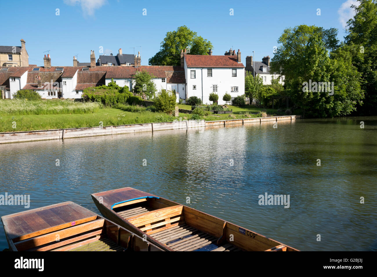 Sterline ormeggiate vicino Gesù verde sul fiume Cam in Cambridge Regno Unito Foto Stock