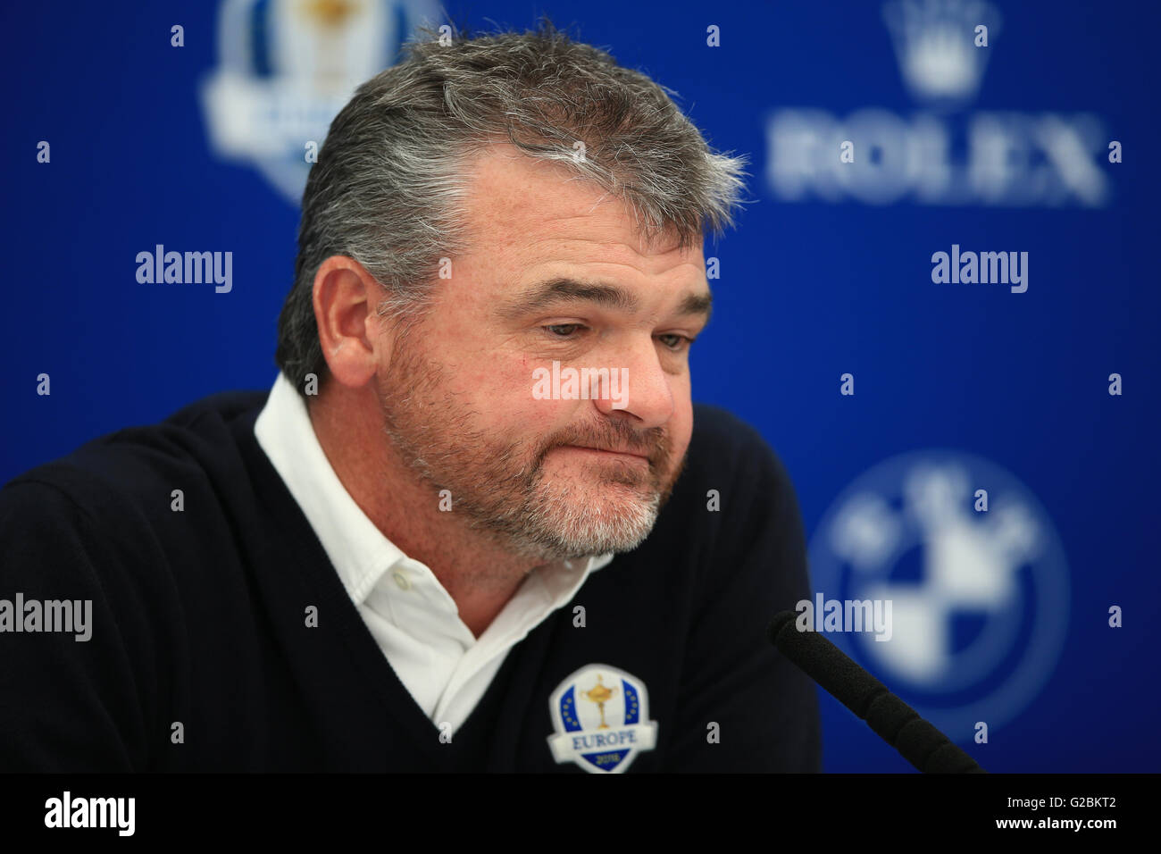 Scozia Paul Lawrie in occasione di una conferenza stampa in cui è stato nominato vice-capitano, a fianco dell' Irlanda Padraig Harrington e Danimarca Thomas Bjorn da Darren Clarke, capitano europeo per il 2016 Ryder Cup come i suoi primi tre Vice Capitani per il concorso contro gli Stati Uniti a Hezeltine National Golf Club questo settembre durante il giorno due del BMW PGA Championship di Wentworth Club, Windsor. Foto Stock