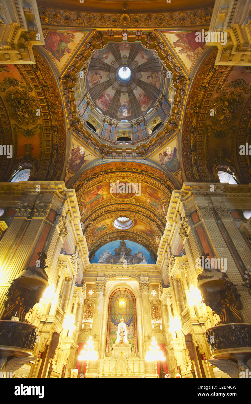 Interno di Nostra Signora della Candelaria Chiesa, centro di Rio de Janeiro, Brasile Foto Stock